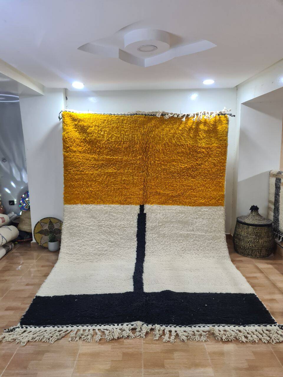 Handmade wool Berber rug 300 x 200 cm