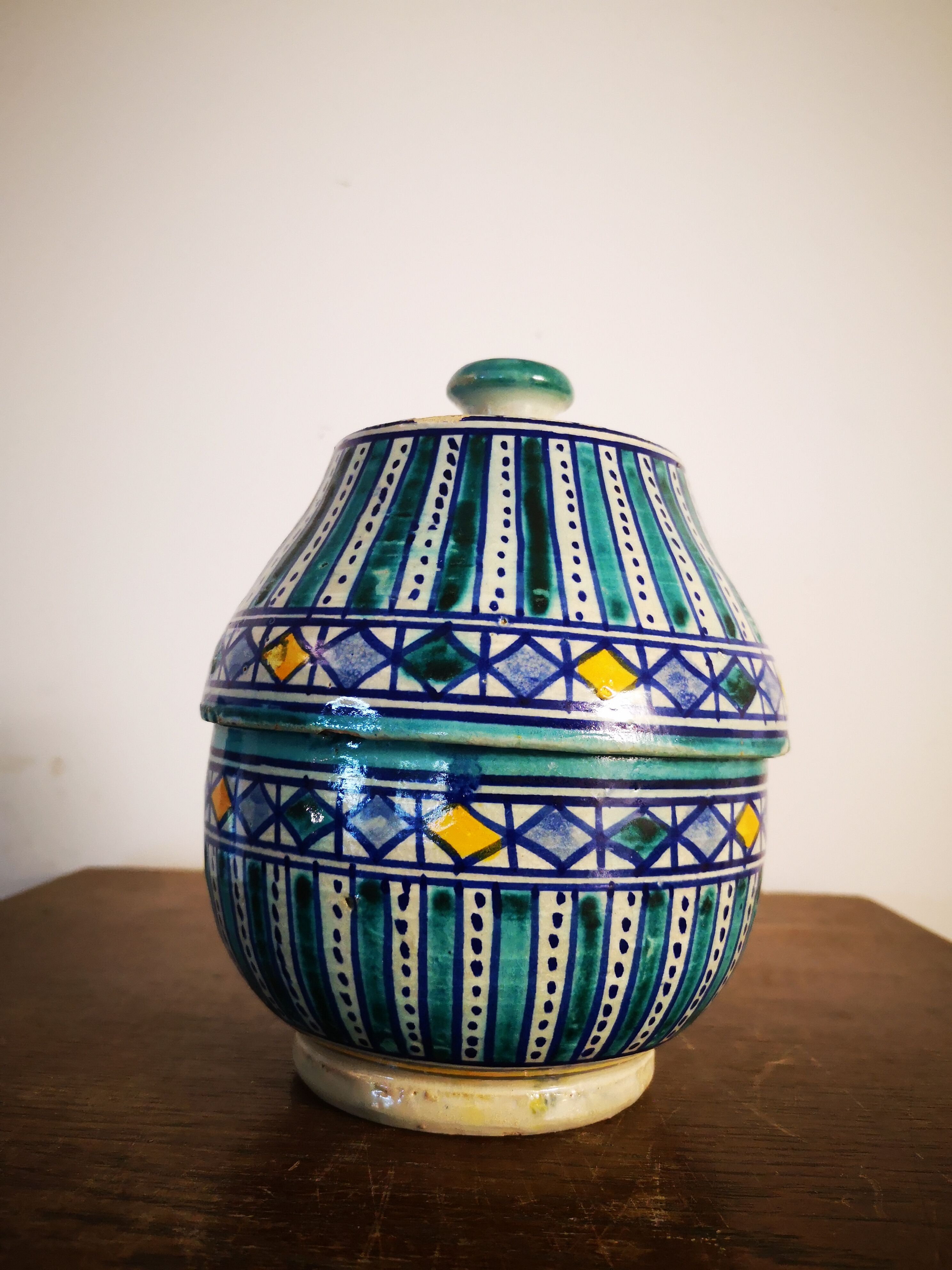 Candy pot ceramic hand painted