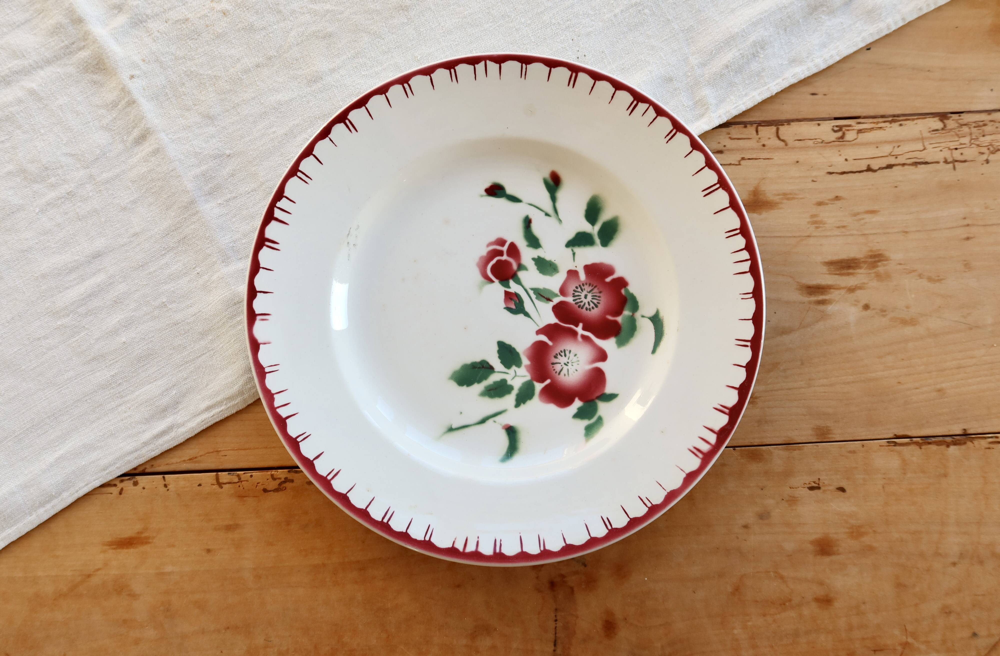 Vintage serving dish Digoin Sarreguemines model Épernay