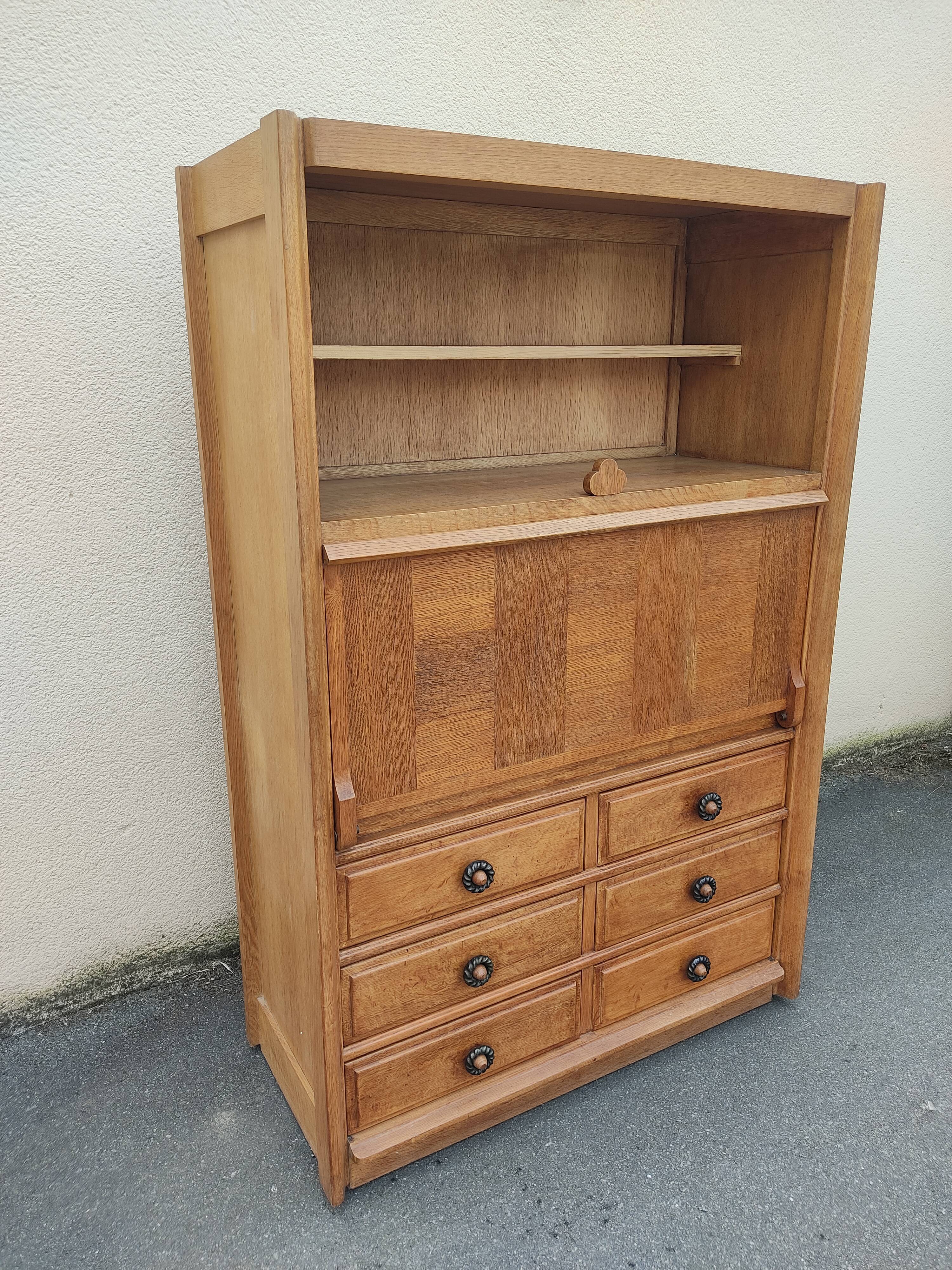 Guillerme and Chambron cabinet with ceramic handles
