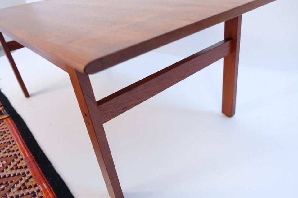 Table basse vintage Wikkelsø Eilersen teck années 60 70