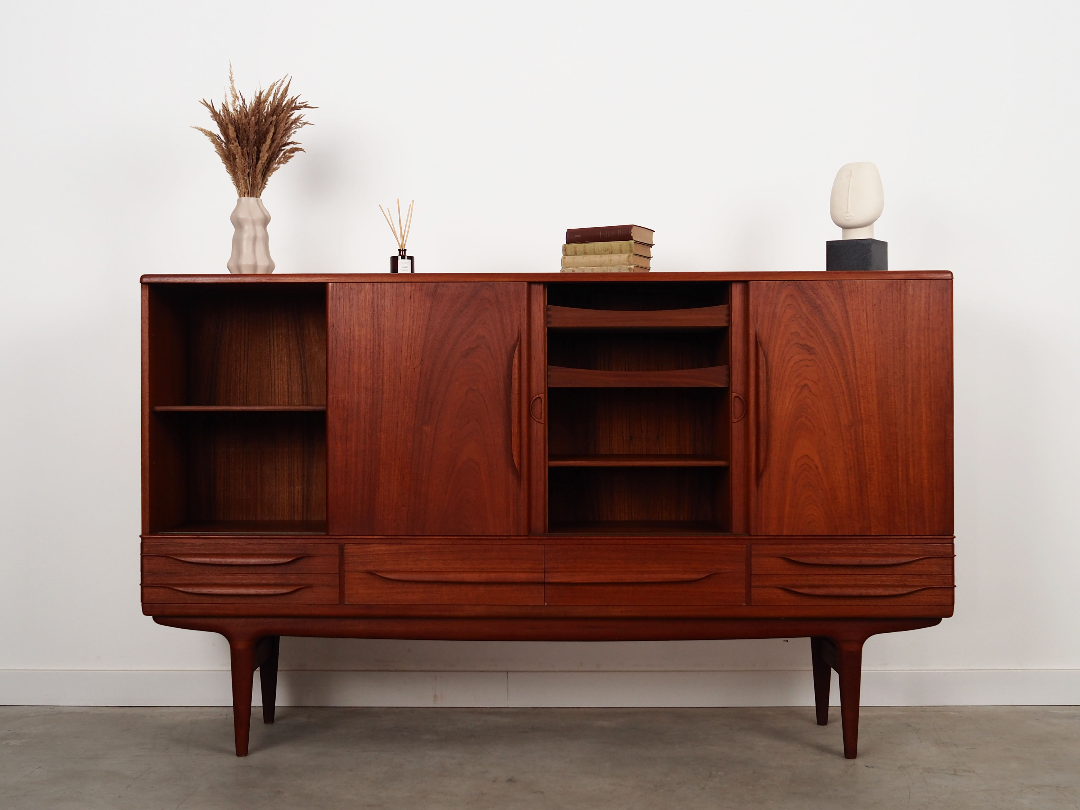 Teak highboard, Danish design, 1960s, designer: Johannes Andersen