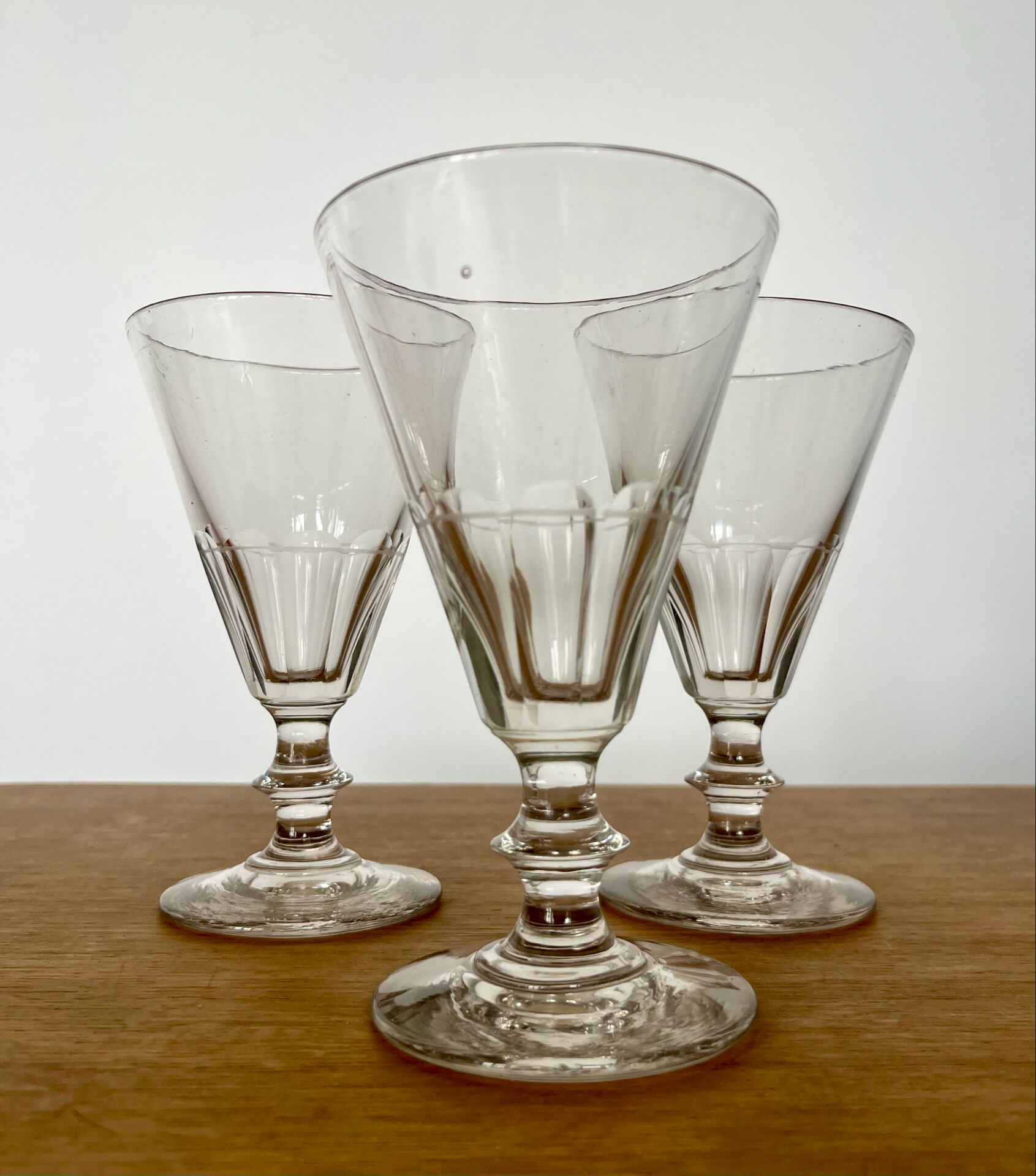 Set 3 verres à eau taillés main, XIXème