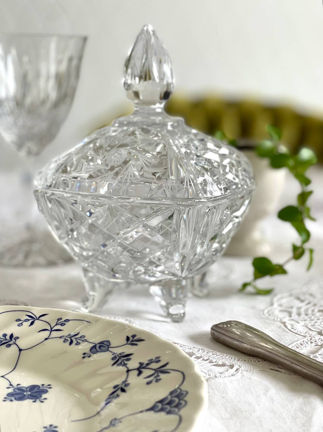 Cut crystal candy box