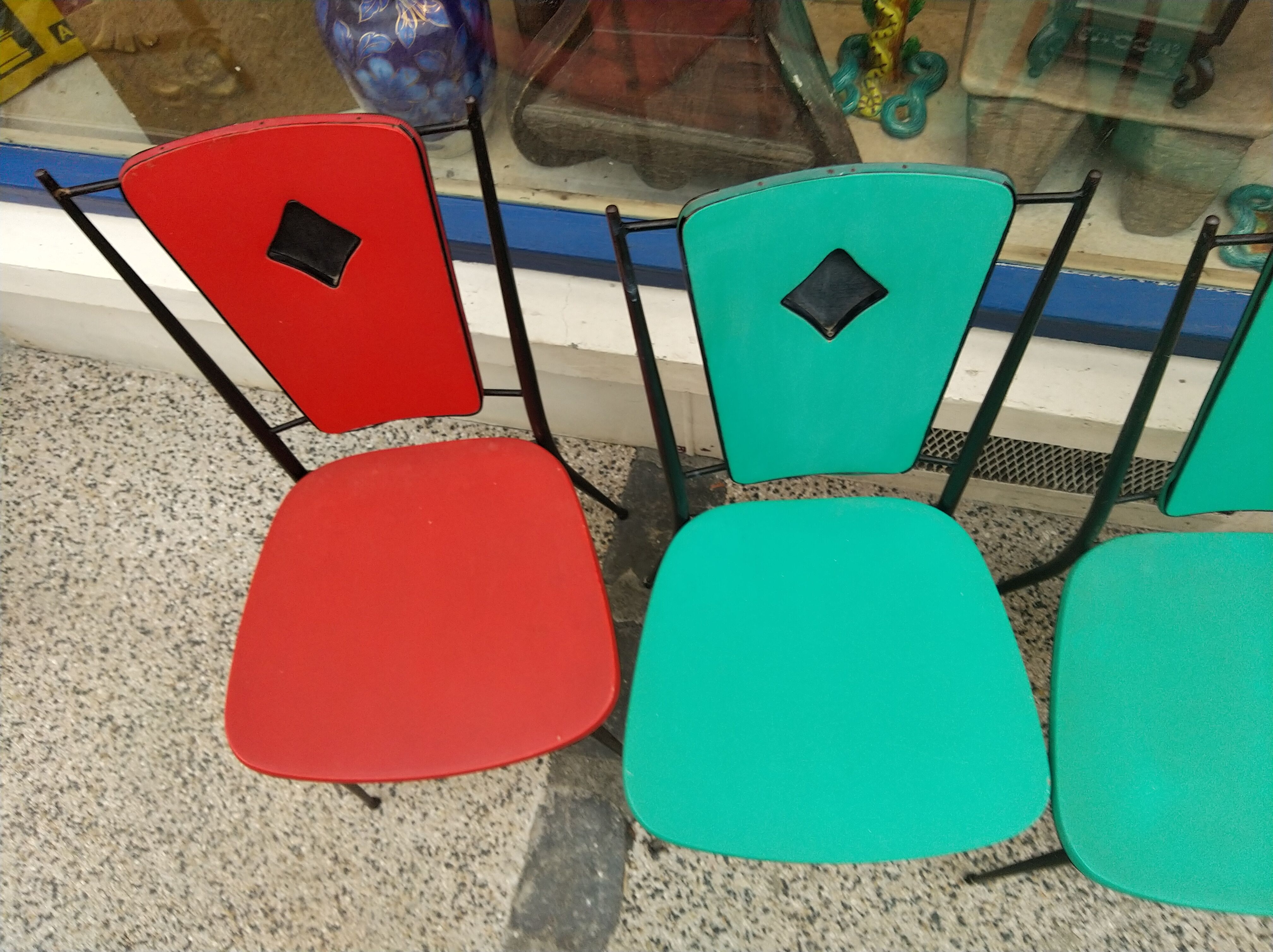 Set of 4 iron chairs