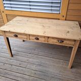 Farmhouse table
