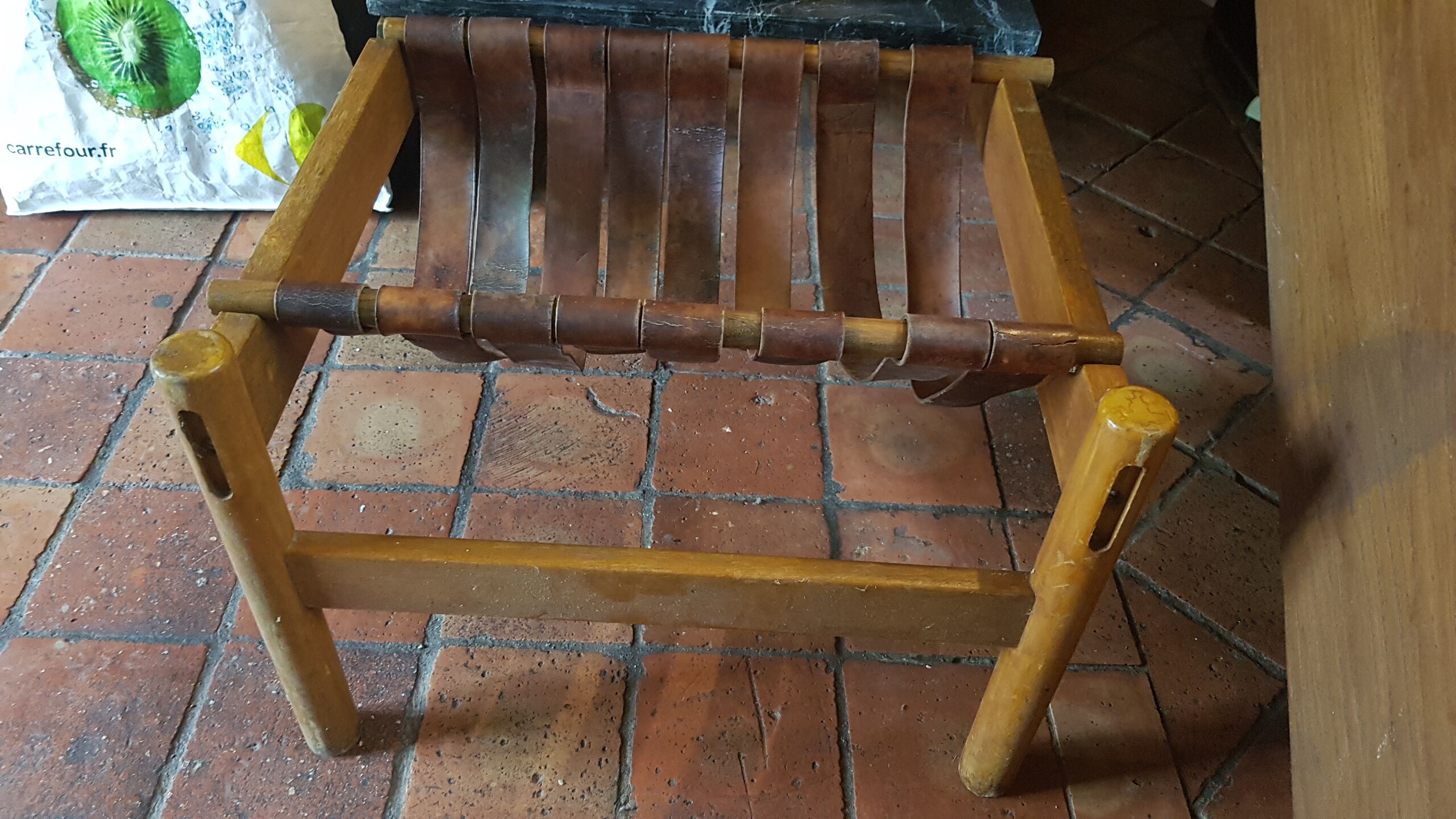 Coffee table Design Dujo Cuba wood leather marble