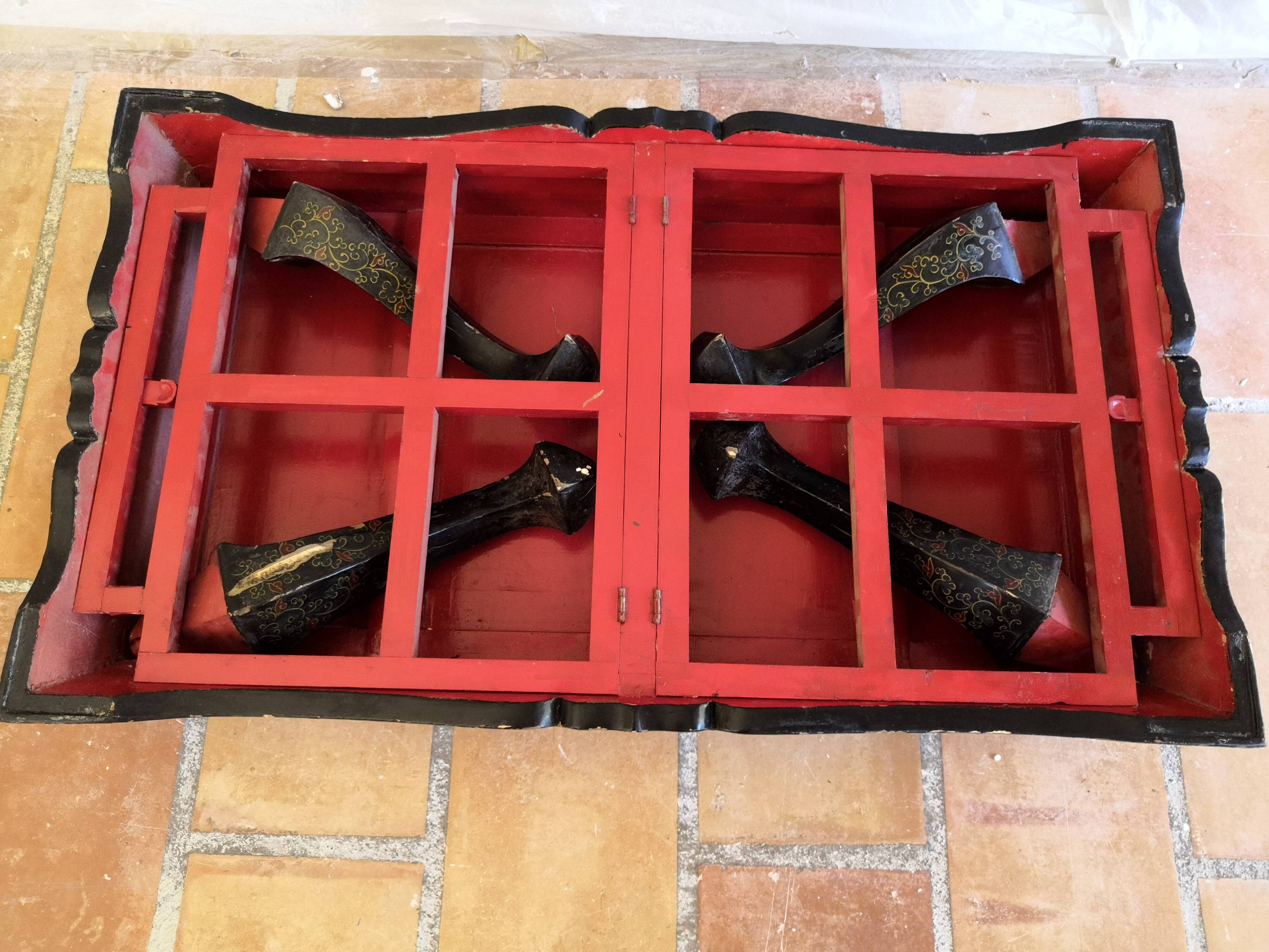 Old rectangular asian retractable coffee table