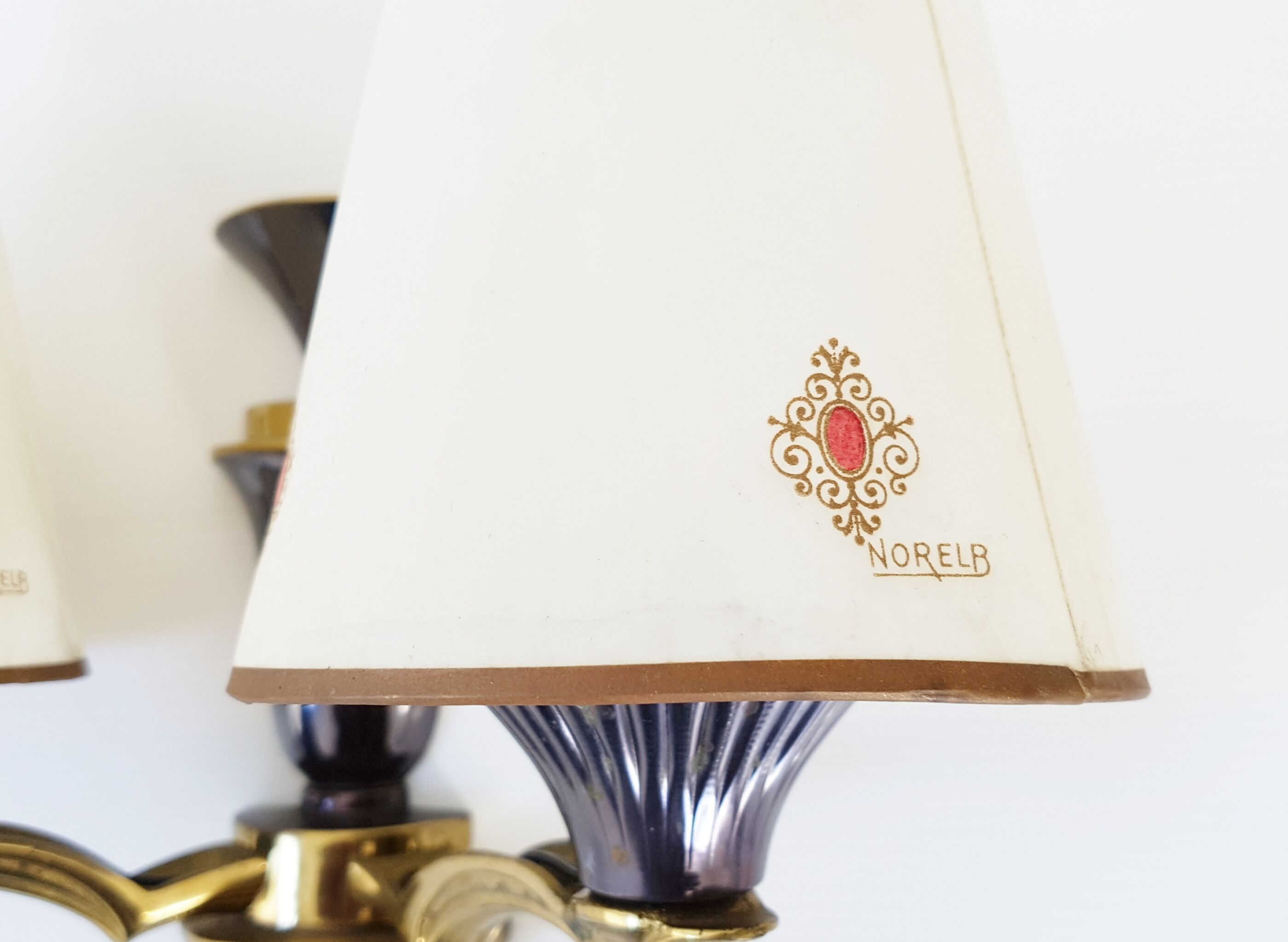 Pair of sconces in bronze of the 1950s