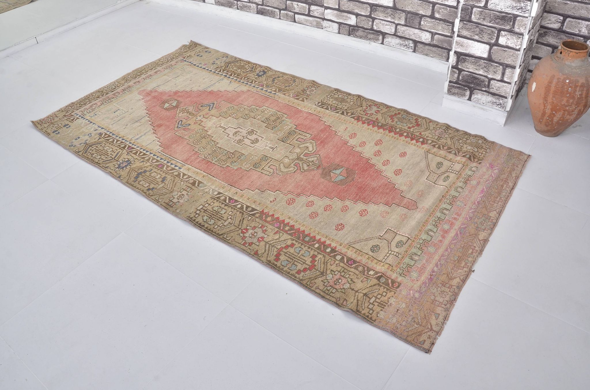 Tapis vintage en laine