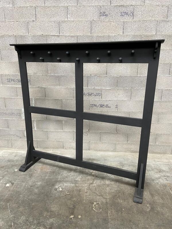 Vestiaire de restaurant en bois vintage