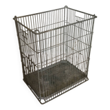 Metal log basket