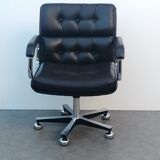 Pretty vintage Italian office armchair 1980