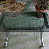 Table basse métal chromé et verre fumé Space Age