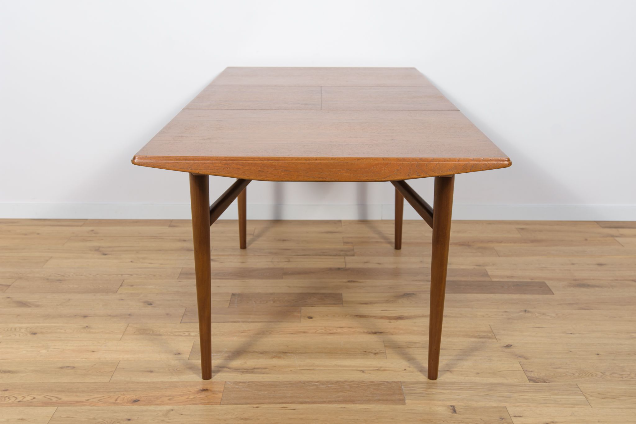 Table à manger en teck extensible du milieu du siècle Everest, années 1960
