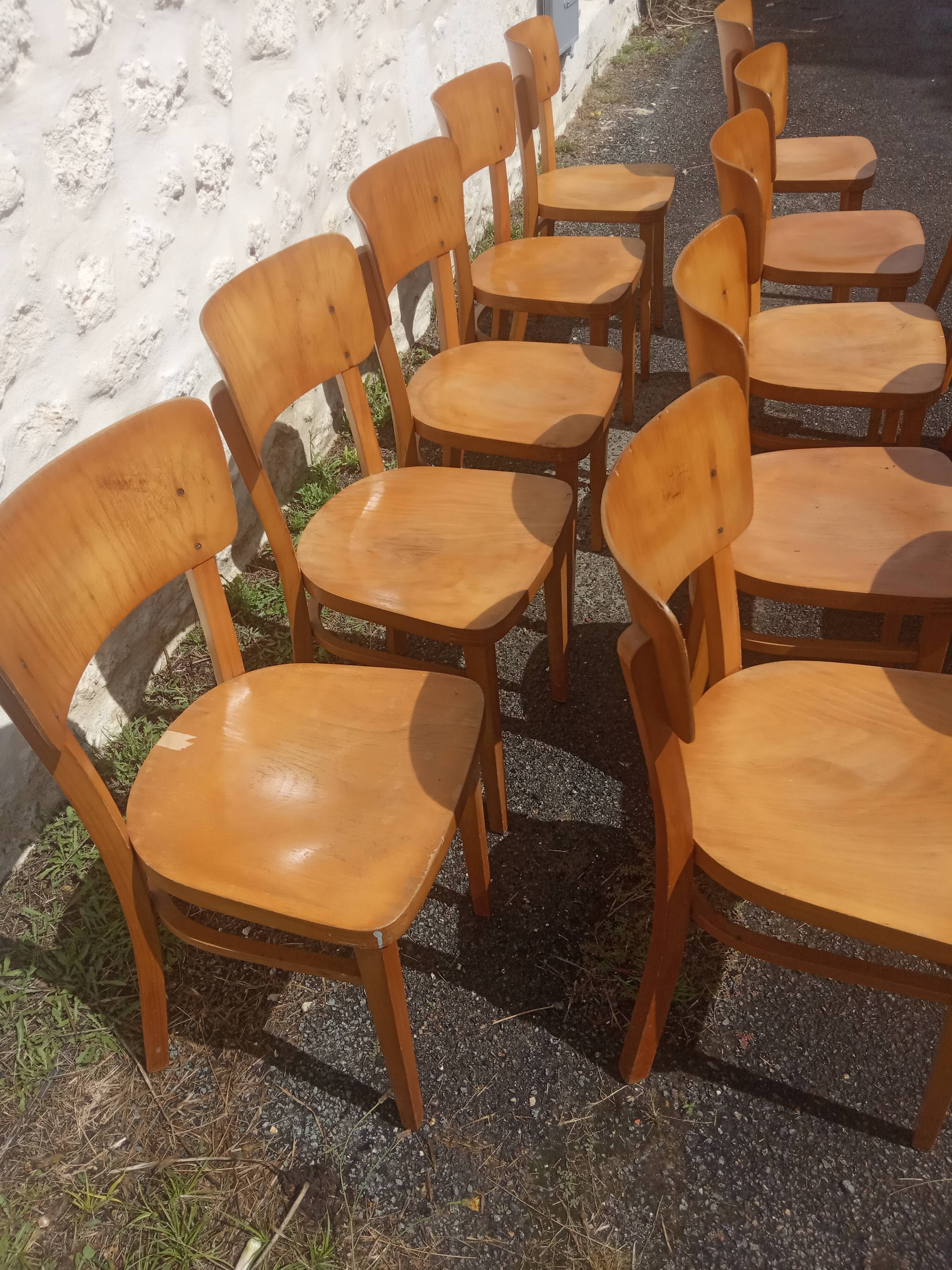 14 bistro chairs Thonet