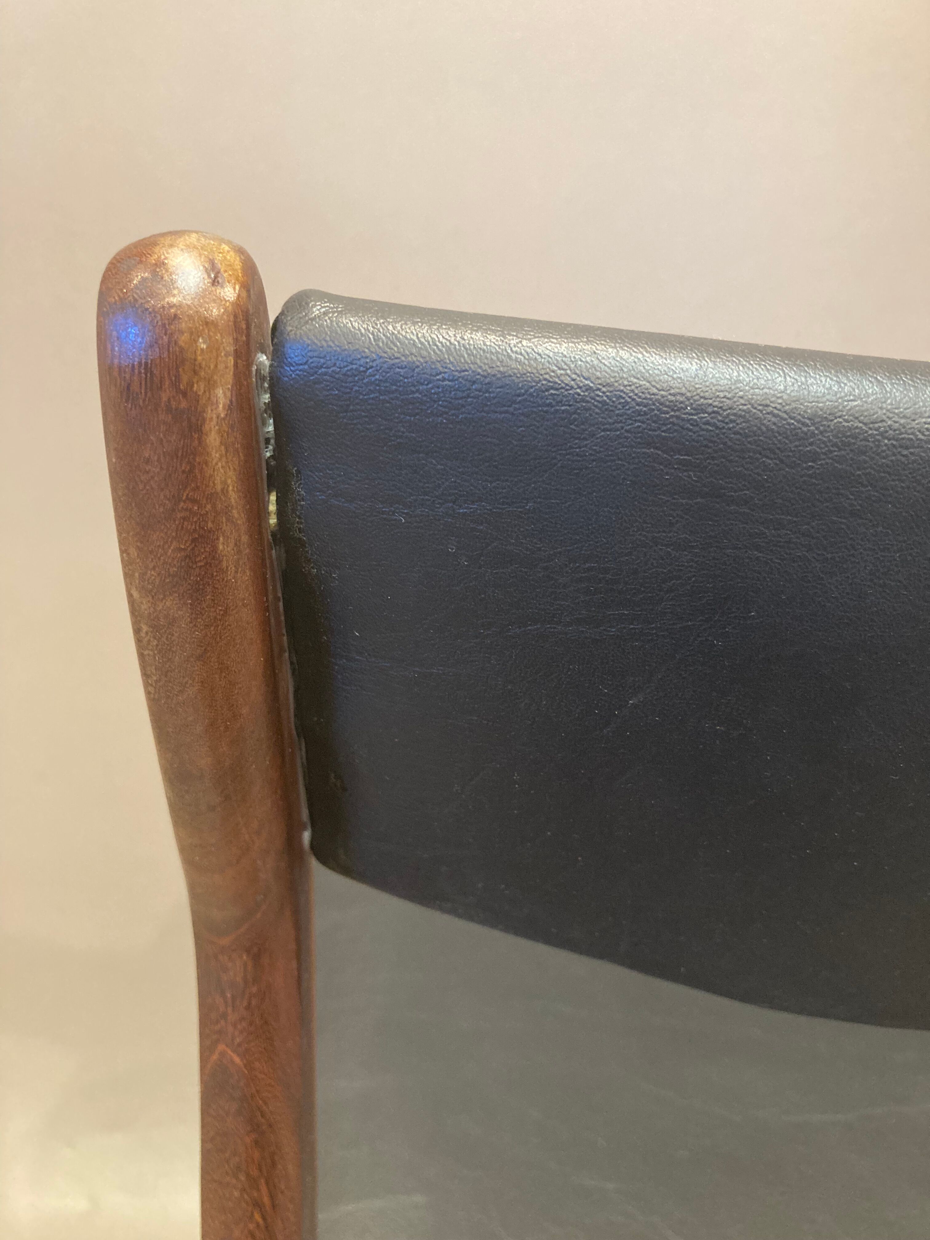 Set of 4 chairs "Scandinavian design" 1950.