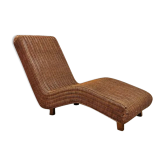 Vintage lounge chair