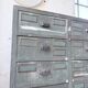 Patinated blue workshop furniture with XL drawers in oak and beech.