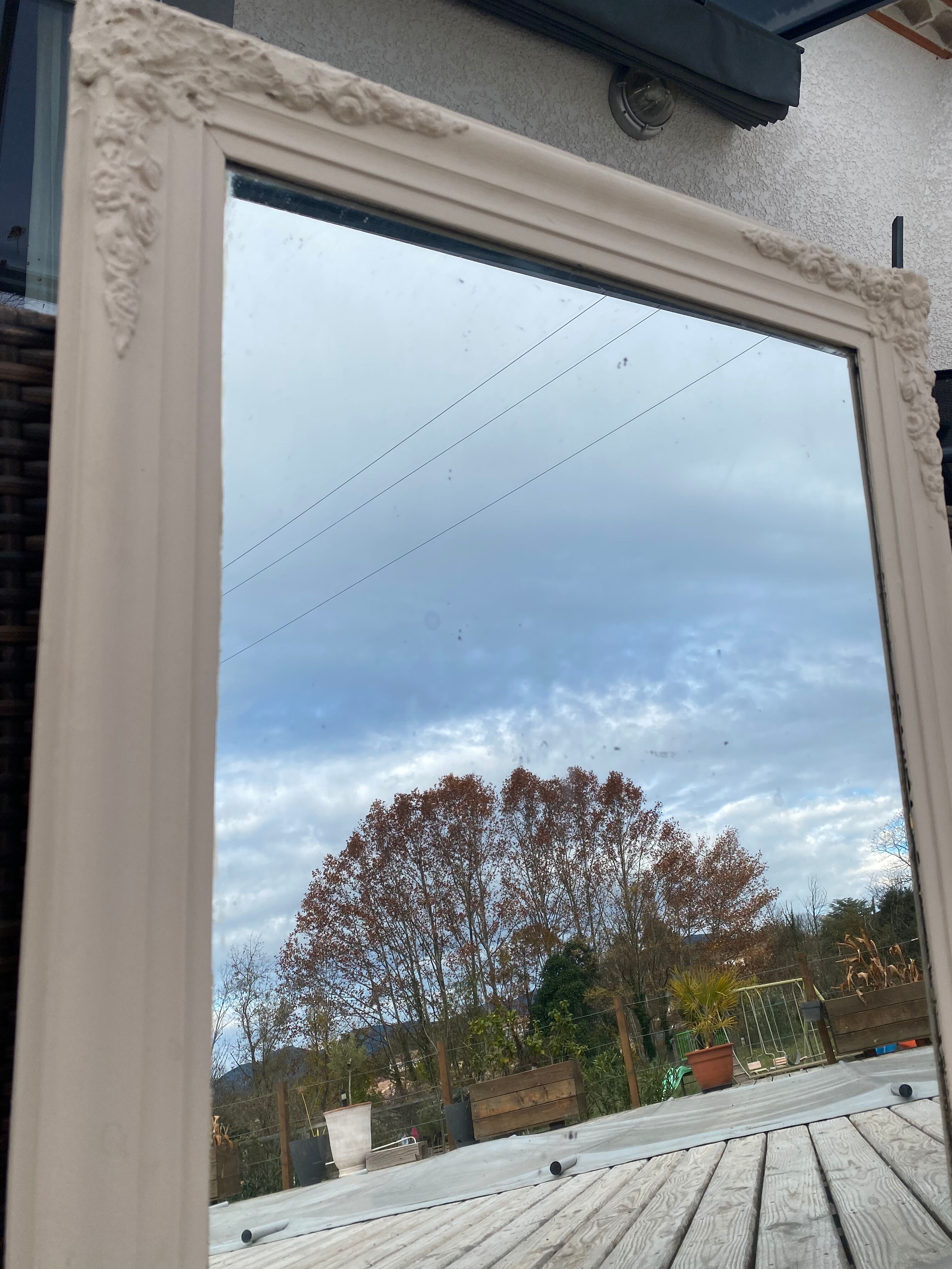 Carved sunflower matte beige mirror