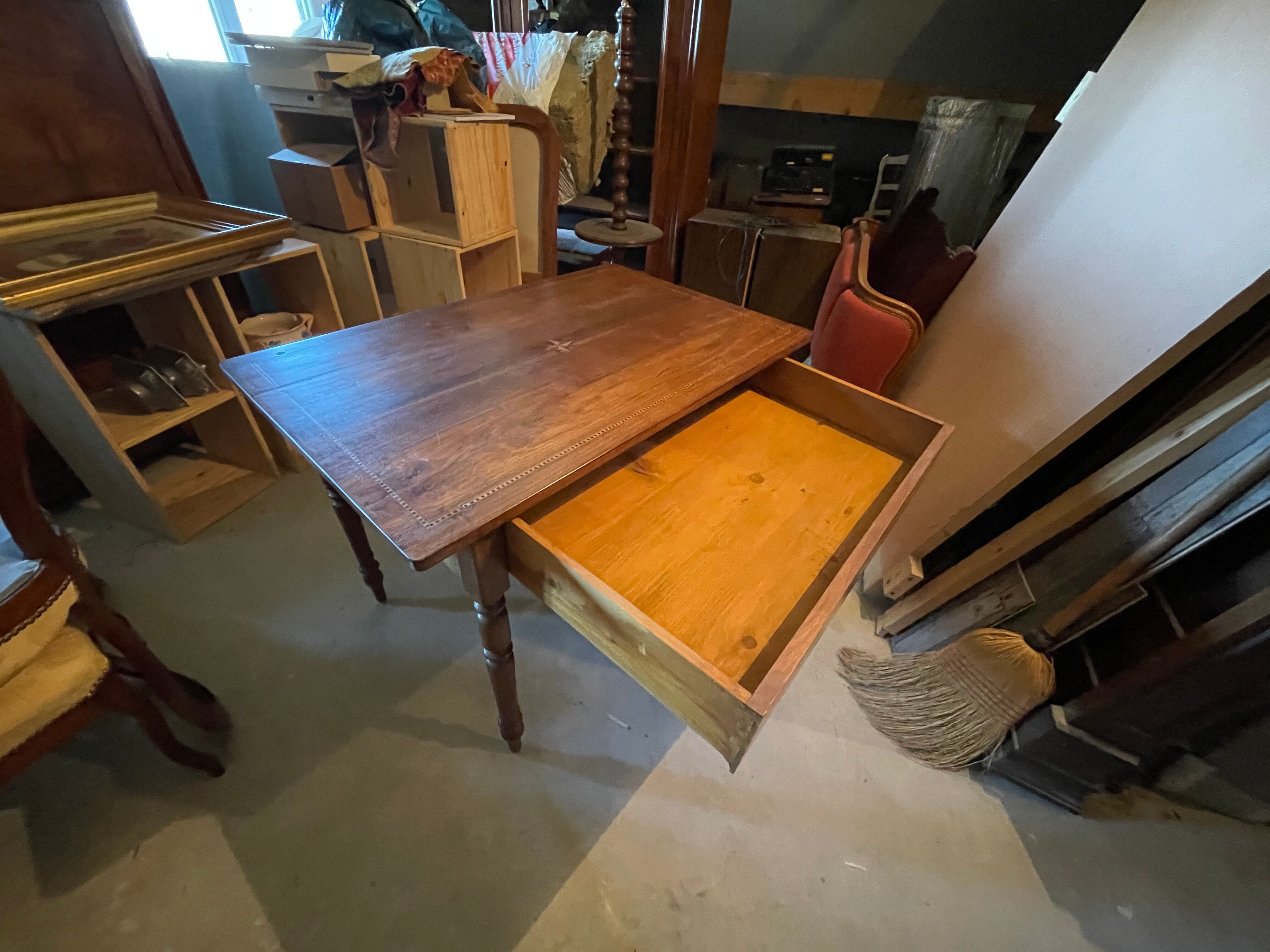 Walnut desk marquetry