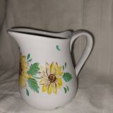 broc carafe pichet signé DMS fait main motif tournesol fleurs