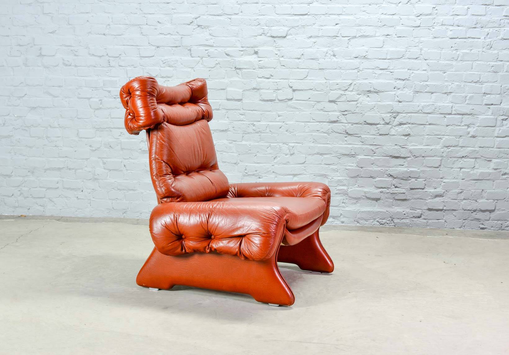 Brutalist Sculptured Brazilian Style Cognac Leather Lounge Chair, 1970s