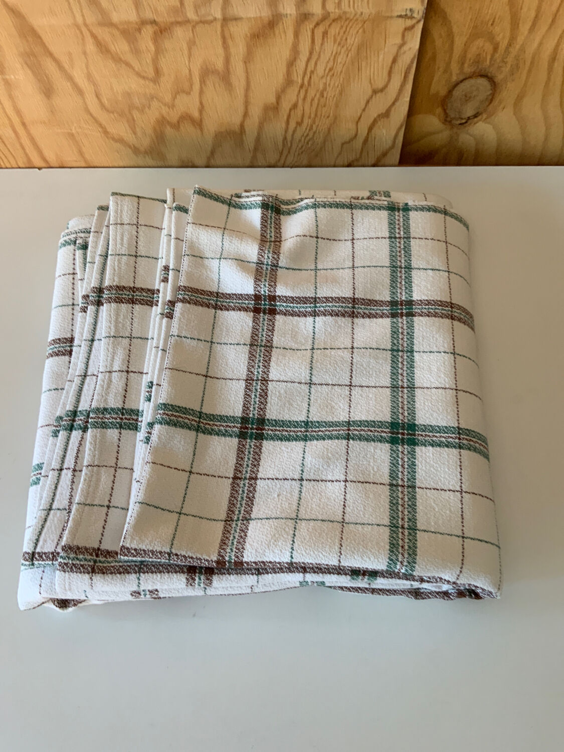 Green and brown checkered tablecloth Selency x Monoprix Croisé Laroche