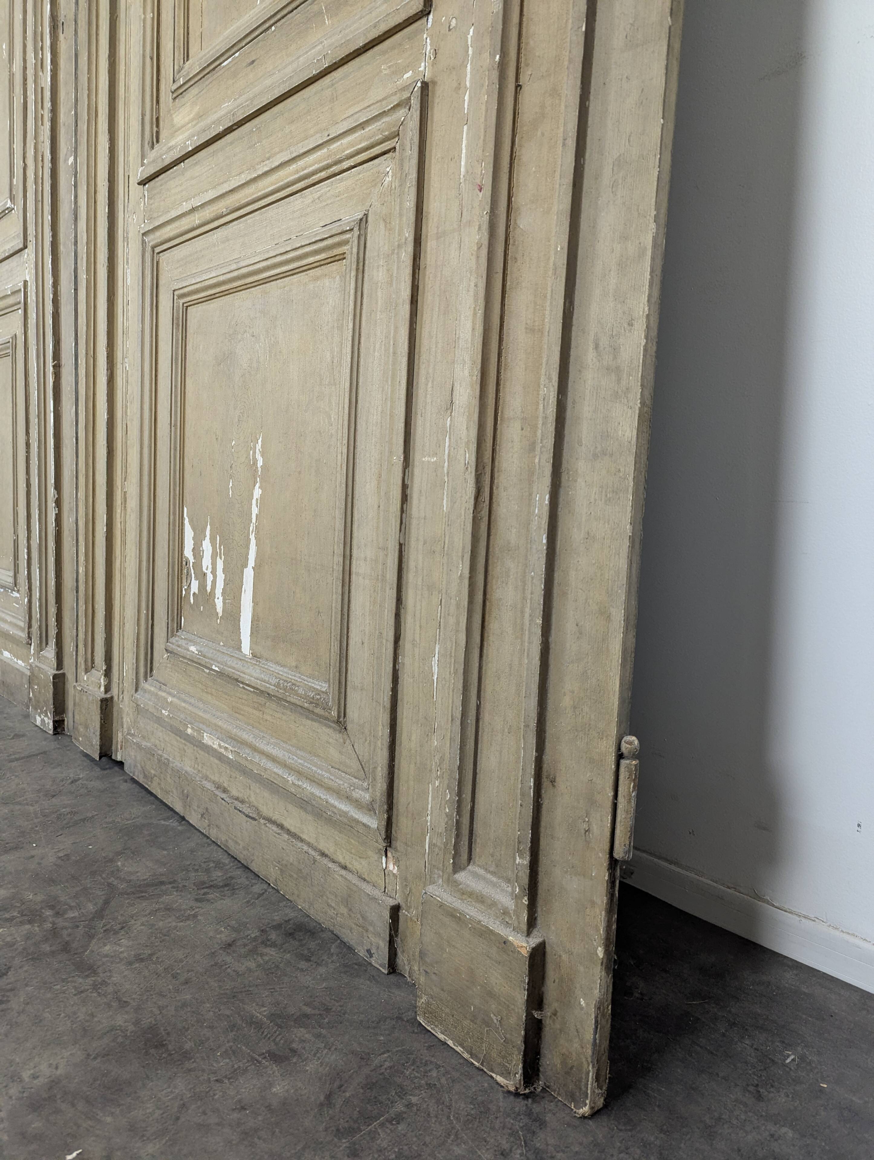 Pair of wooden doors from the late 19th century.