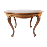 Round dining table of walnut, 1860s