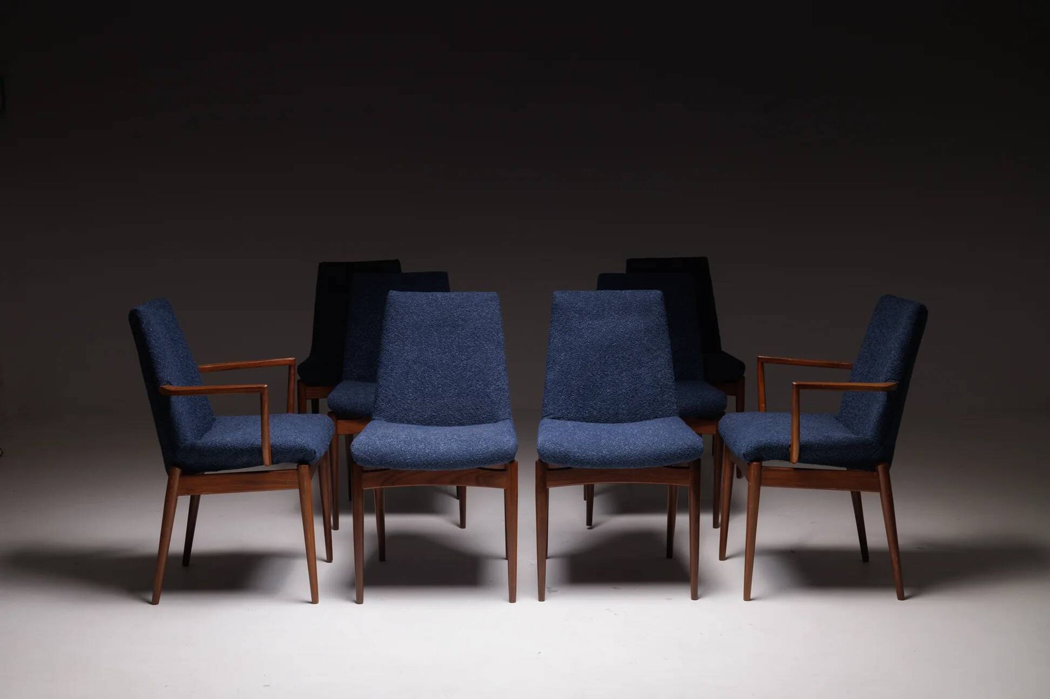 Mid-century modern chairs - set of 8
