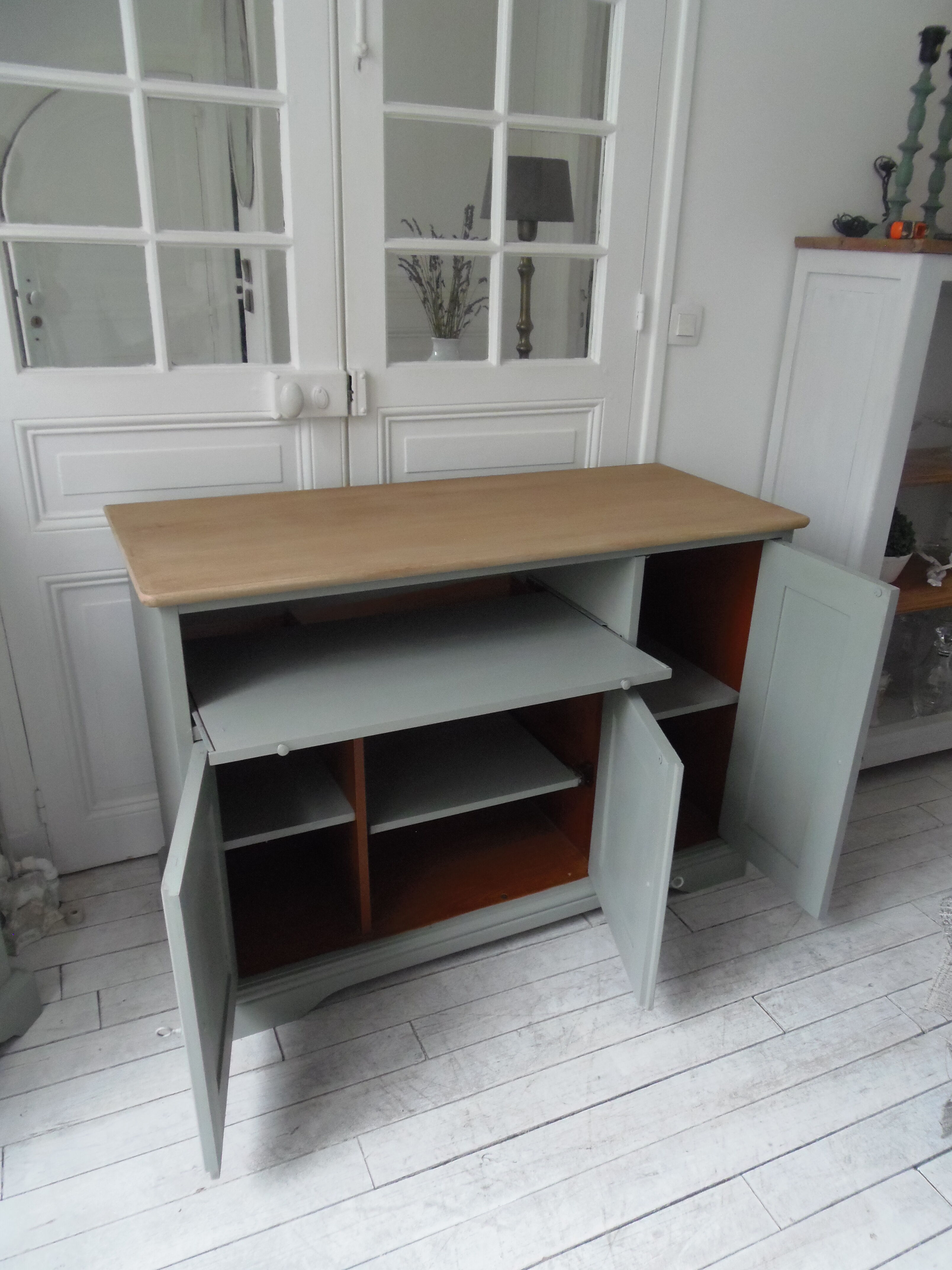 Sideboard