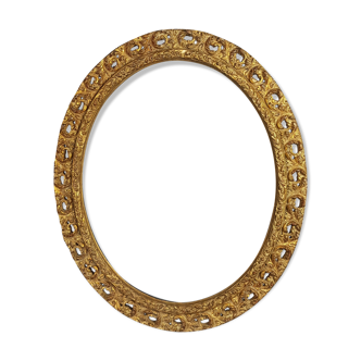 Old oval frame open wood