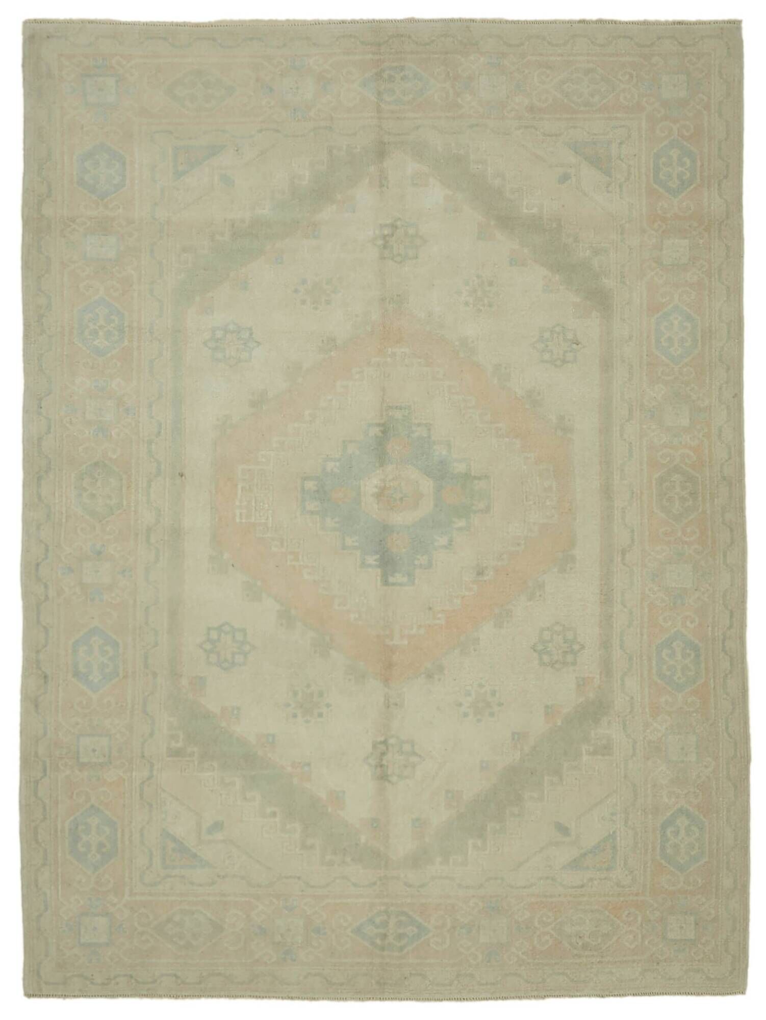Turkish Vintage Anatolian Rug 195 cm x 266 cm