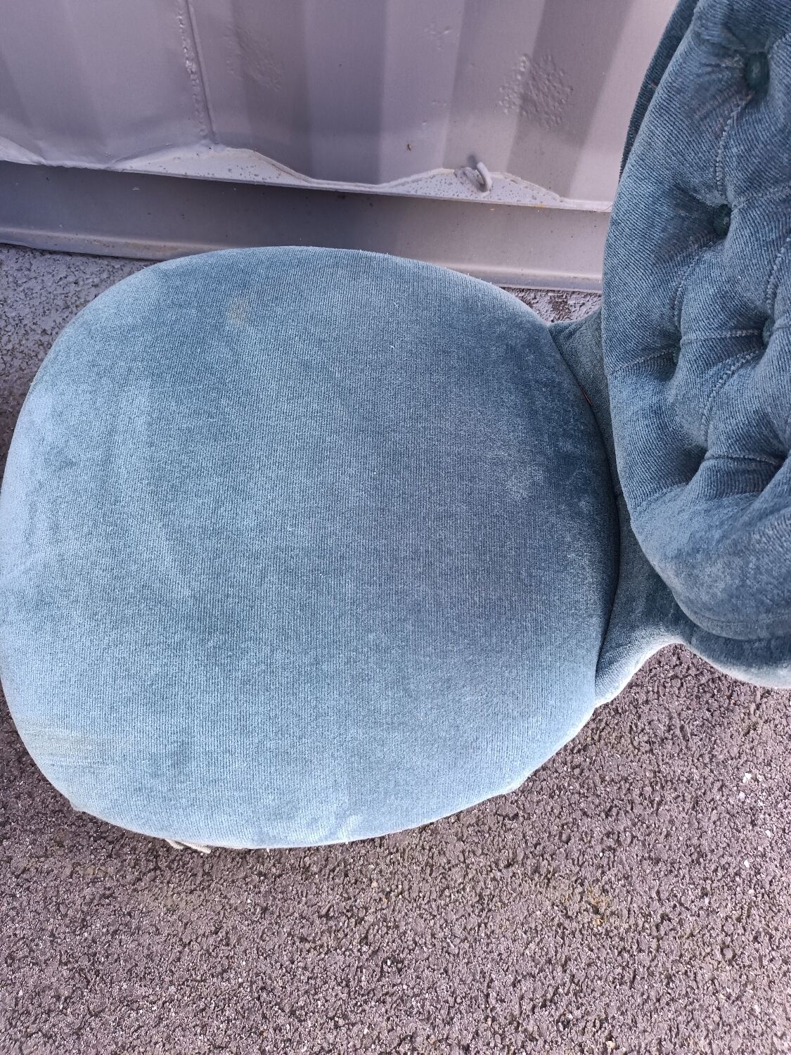Paire de chauffeuses fauteuils anciens