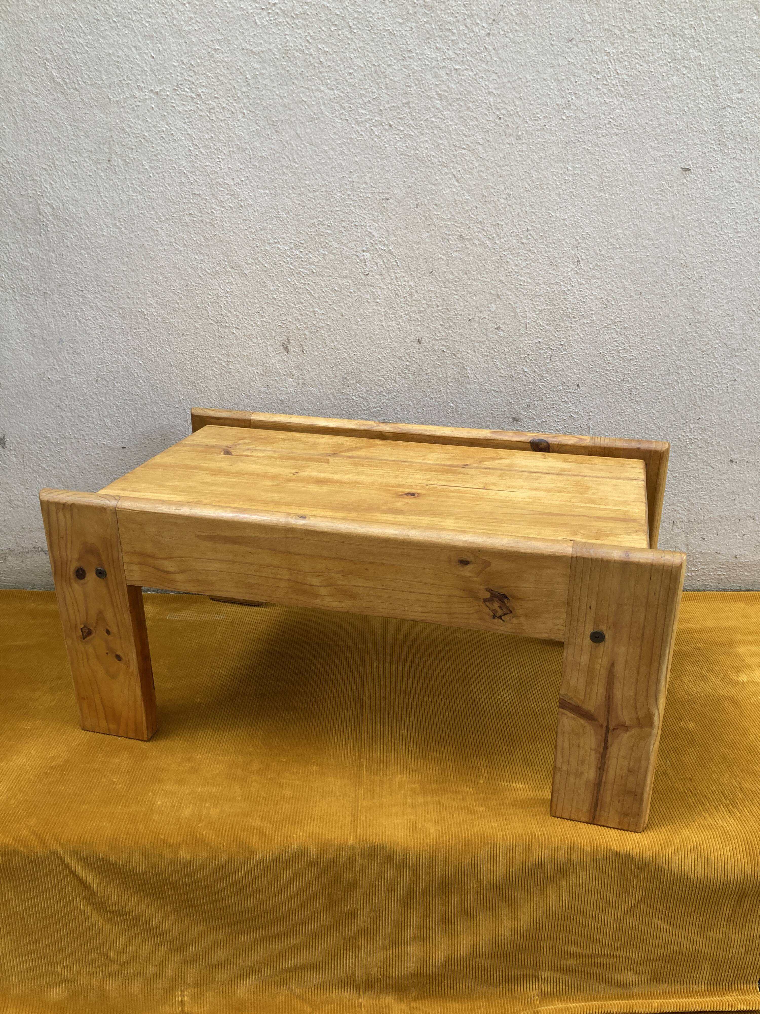 Vintage brutalist coffee table in solid pine.