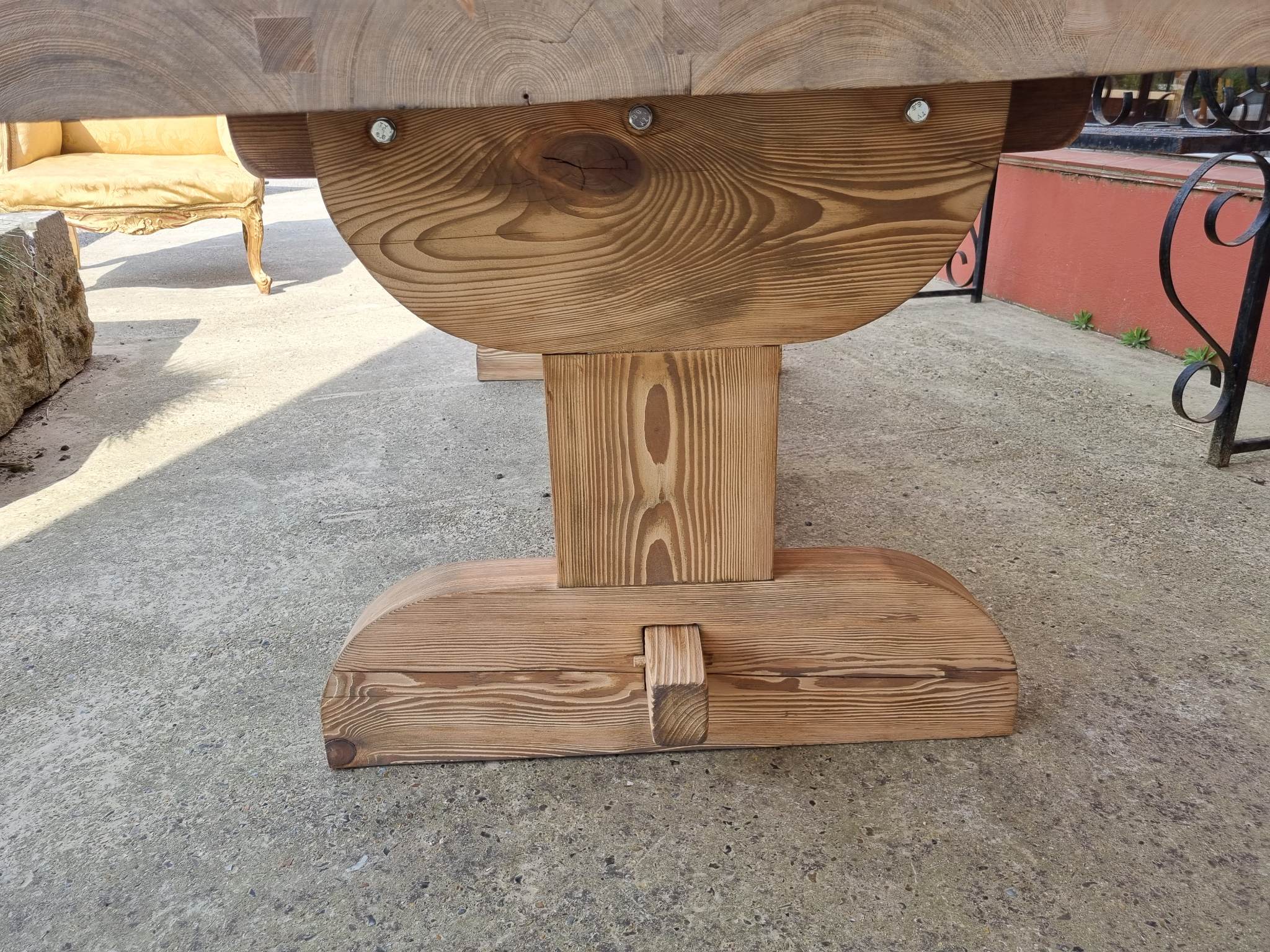 Farmhouse table