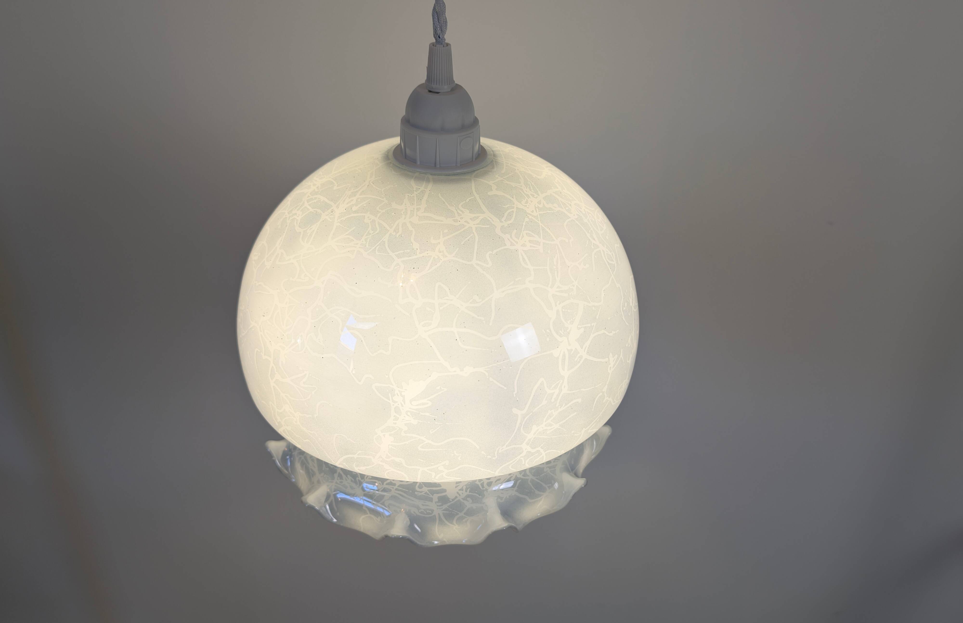 Pearlescent glass pendant light – Retro-contemporary style, unique light fixture