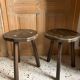Paire de tabourets tripodes