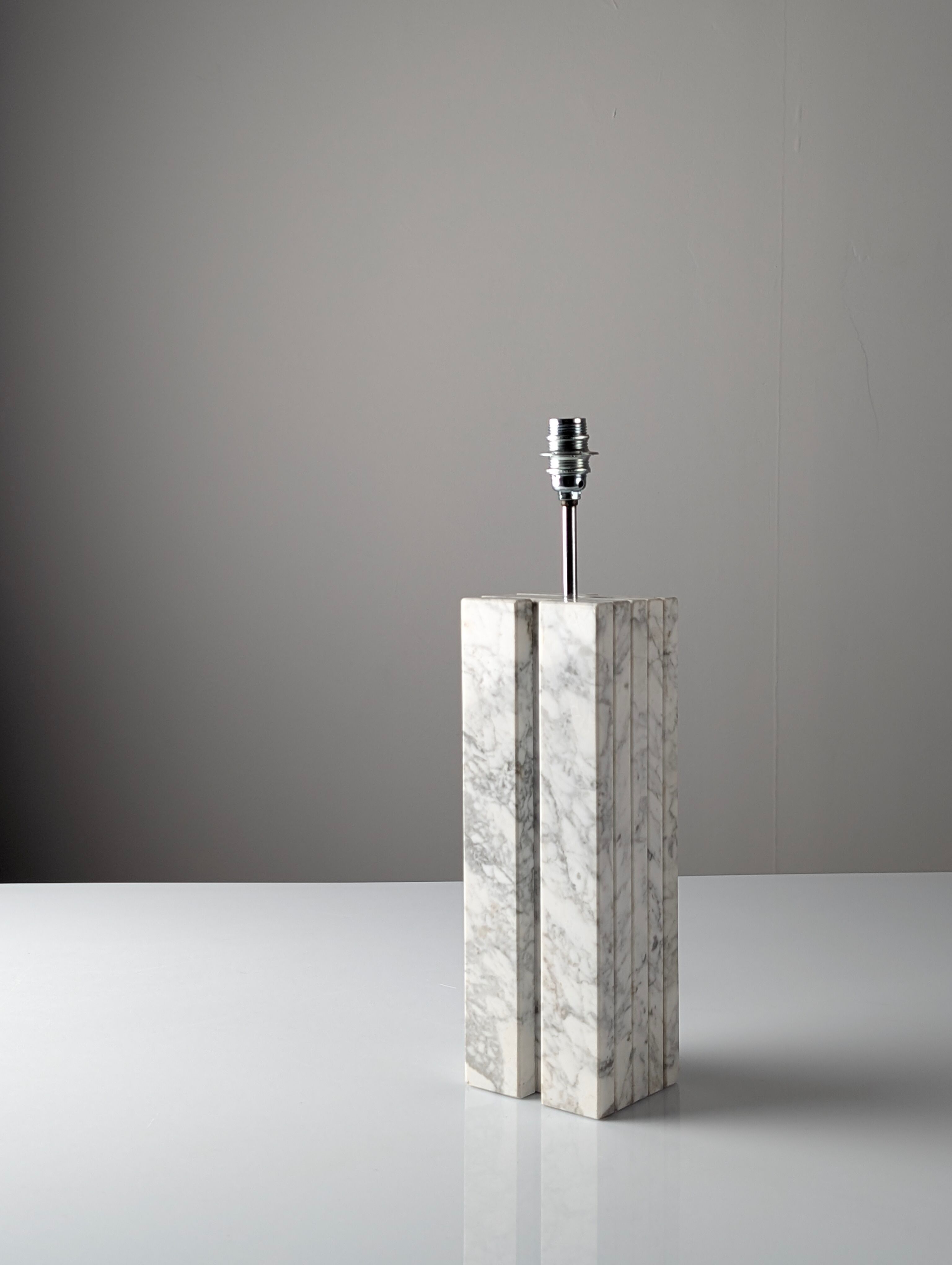 Carrara marble Art Deco lamp base 1940s