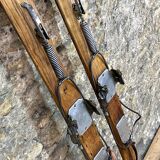 Old skis wood ash deco chalet mountain vintage 208 cm