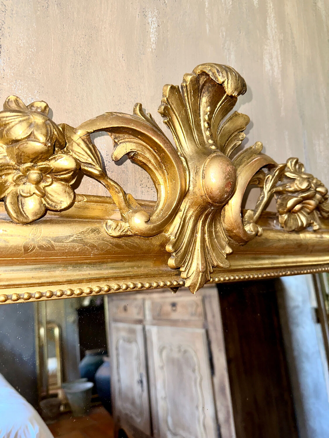 Miroir ancien Louis-Philippe à fronton