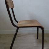 Chaise d'écolier