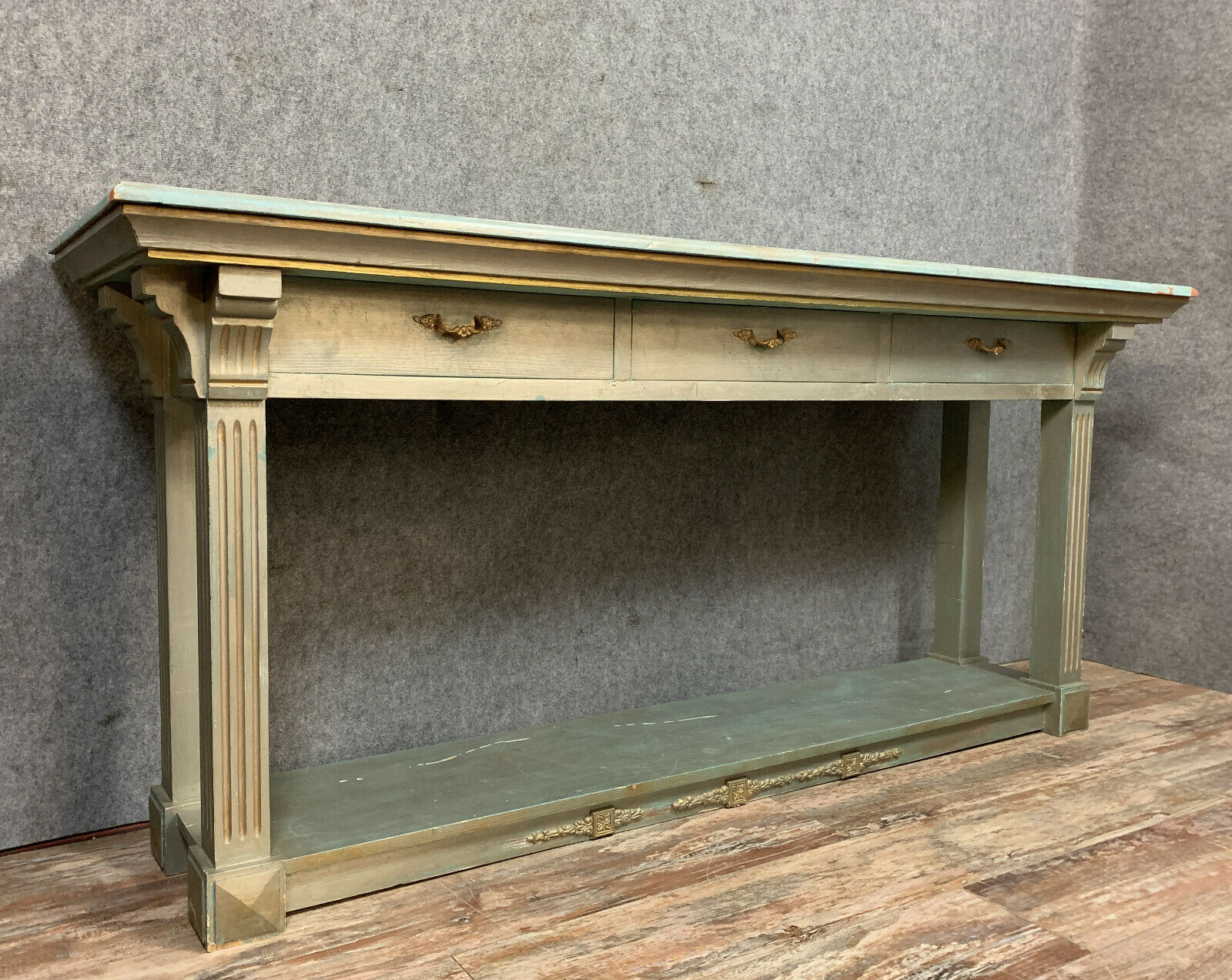 Console Louis XVI en bois laqué et doré vers 1850/1860