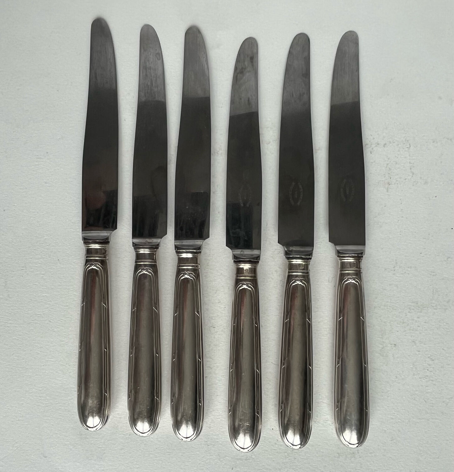 Set of 6 Boulenger silver metal knives