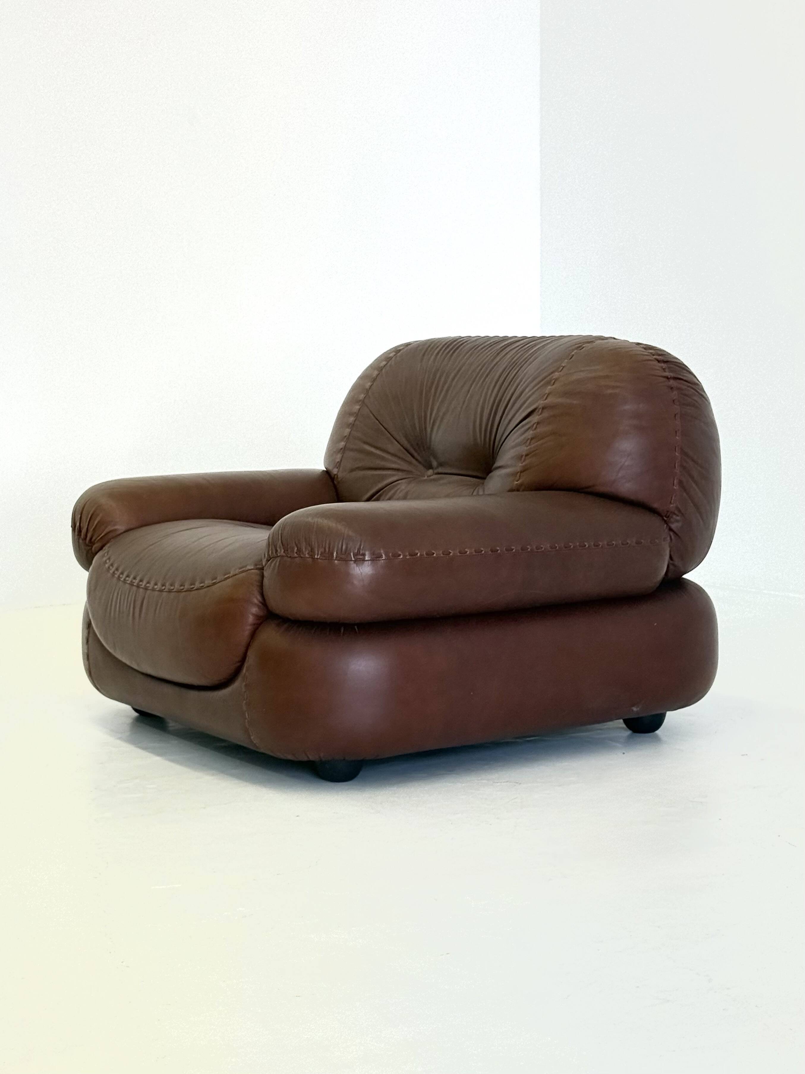 Dark brown leather Sapporo armchair for Mobil Girgi