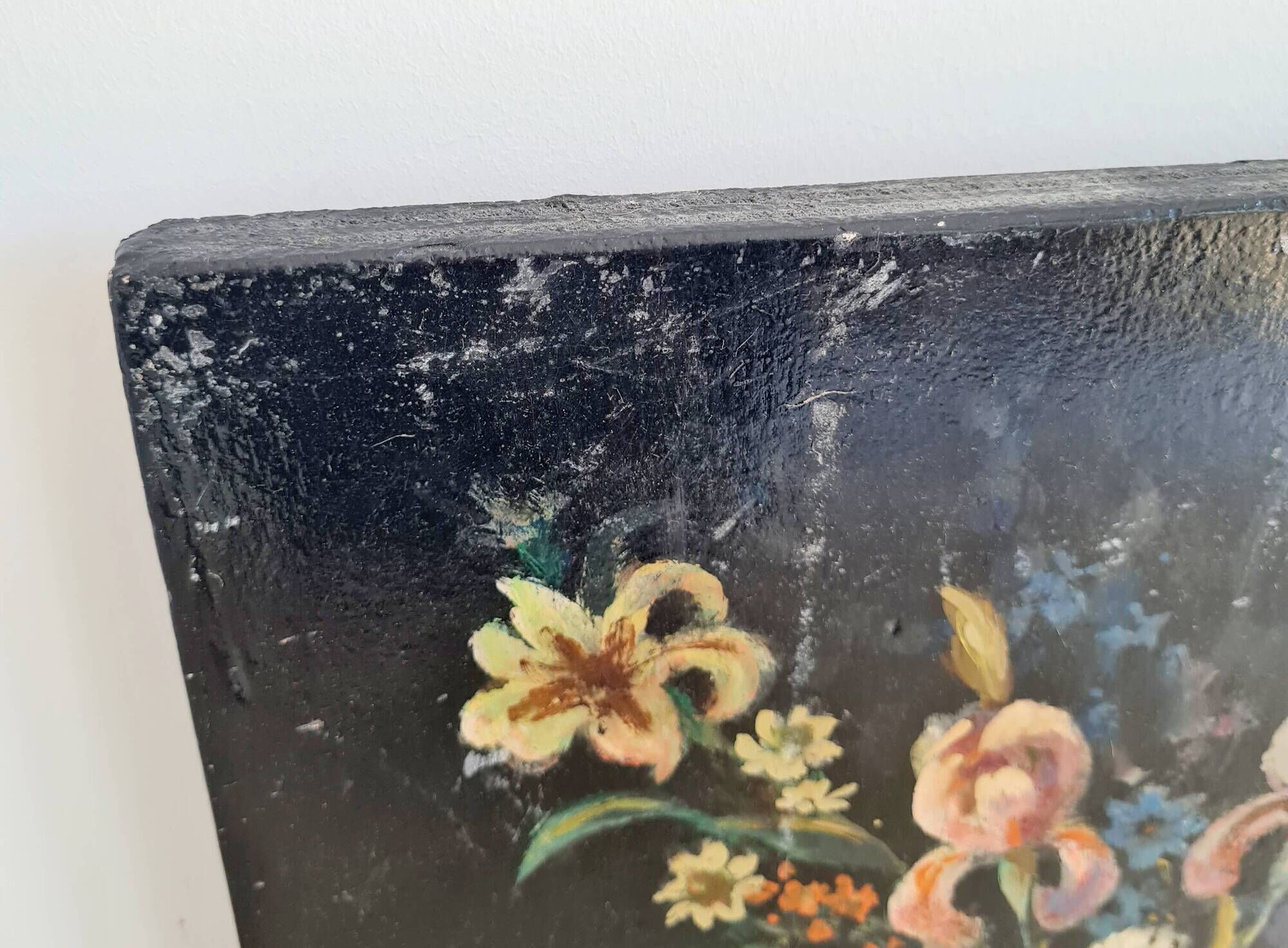 Antique painting on wood - bouquet of flowers