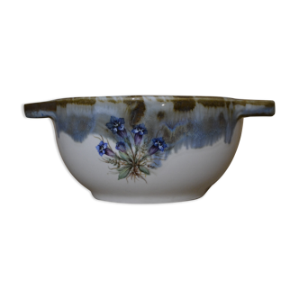 White and blue Breton bowl with ears and blue flower