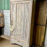 Armoire parisienne