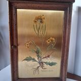 Ancienne boite à clés - Cléfier en bois à porte dorée fleurs peintes